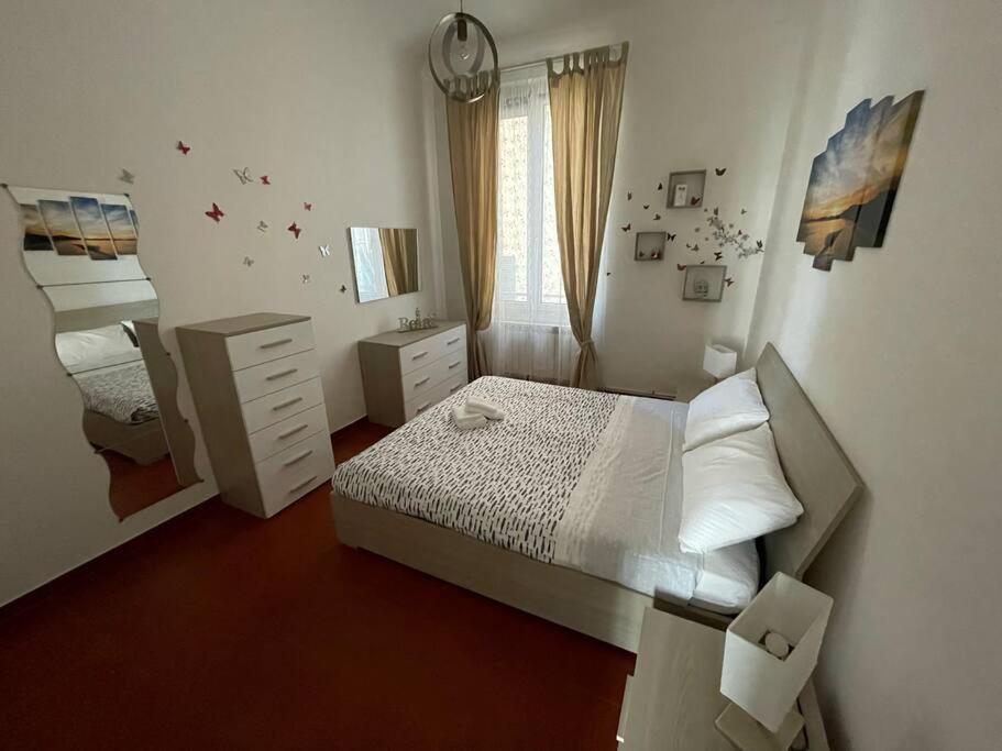 La Casa Del Mare Apartment Савона Екстериор снимка