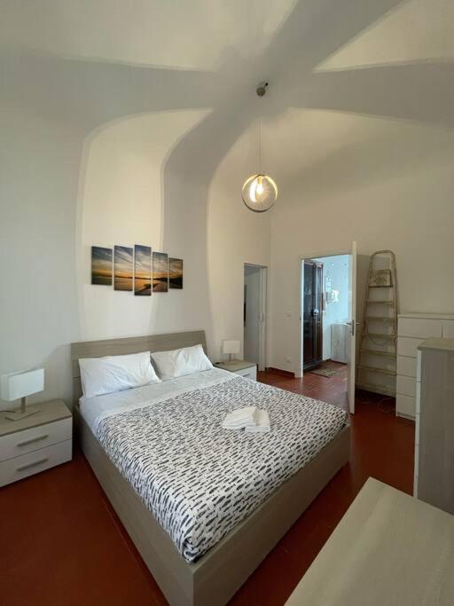 La Casa Del Mare Apartment Савона Екстериор снимка